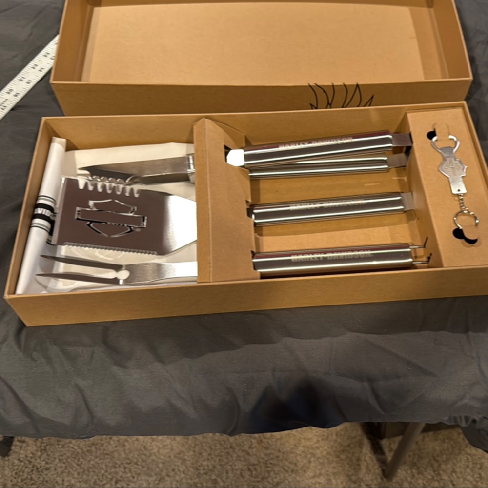 Harley-Davidson Stainless Steel BBQ Grill Tool Set  NWOT